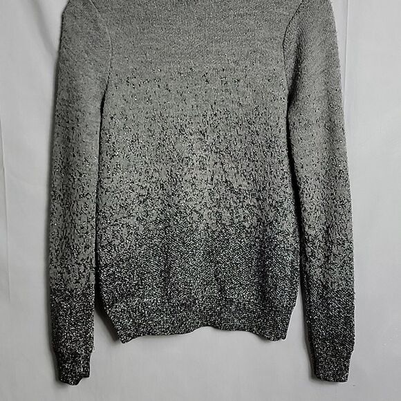 🖤5/$20🖤 H&M.. black & gray ombre style sweater.. - Picture 9 of 14